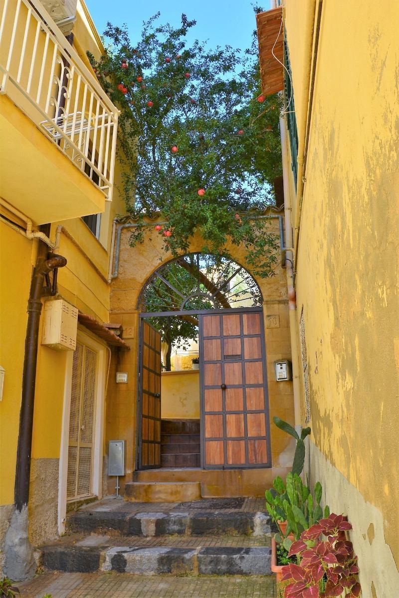 B&B Il Melograno Antico Con Terrazza E Giardino Agrigento Exterior foto