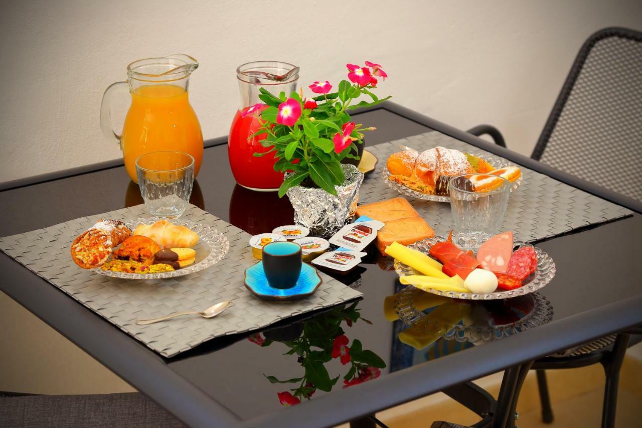 B&B Il Melograno Antico Con Terrazza E Giardino Agrigento Exterior foto